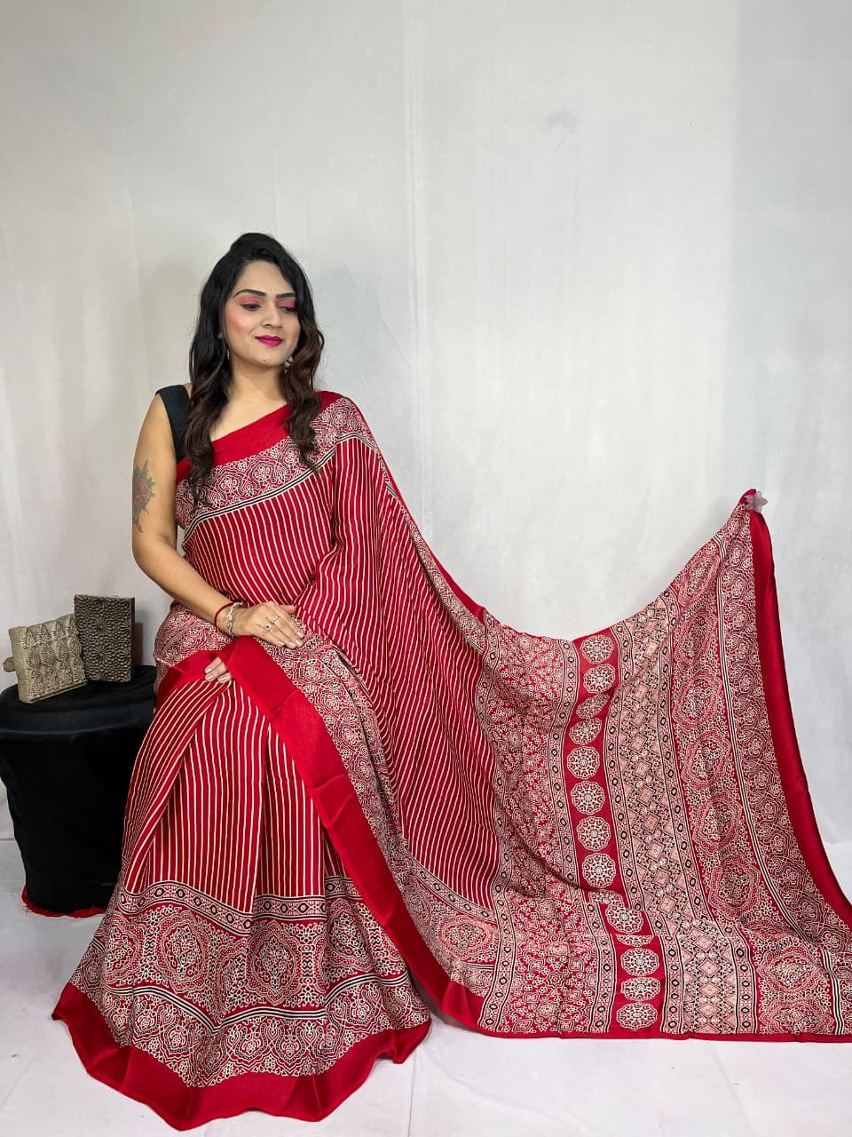 Modal Gajji Silk Ajrakh with Lining Saree - Image 6