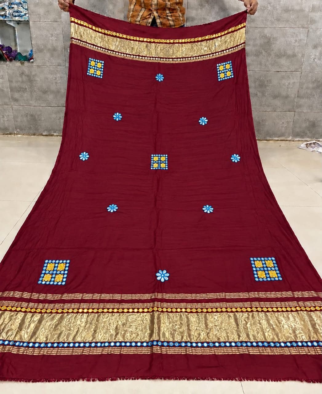 Semi Gajji Silk Navratri Special Dupatta - Image 5